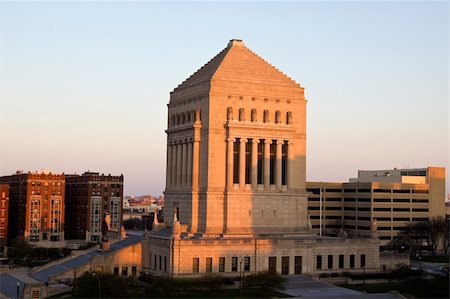 Indiana World War Memorial in Indianapolis Photographie de stock - Aubaine LD & Abonnement, Code: 400-04377107