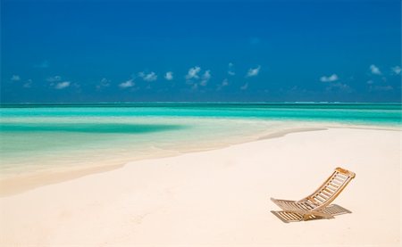 simsearch:400-03928483,k - Canvas Chair on a tropical beach Photographie de stock - Aubaine LD & Abonnement, Code: 400-04378121