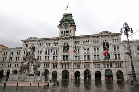 rain old street - town square Piazza Unita in Trieste, Italia Stock Photo - Budget Royalty-Free & Subscription, Code: 400-04379242