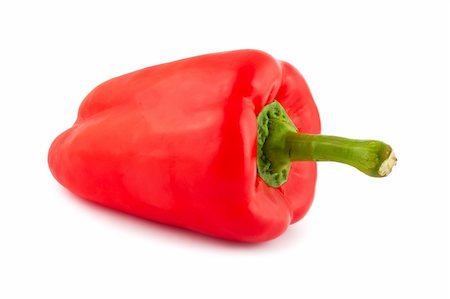 simsearch:400-04185368,k - Red ripe pepper isolated on white background Foto de stock - Royalty-Free Super Valor e Assinatura, Número: 400-04385255