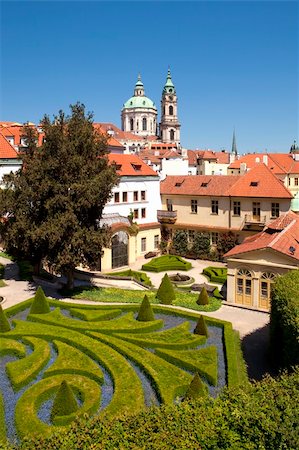 czech republic, prague - 18th century vrtba garden (vrtbovska zahrada) and st. nicholas church Stock Photo - Budget Royalty-Free & Subscription, Code: 400-04389376