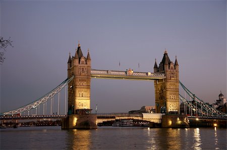 Tower Bridge in the evening glow Stock Photo - Budget Royalty-Free & Subscription, Code: 400-04389437