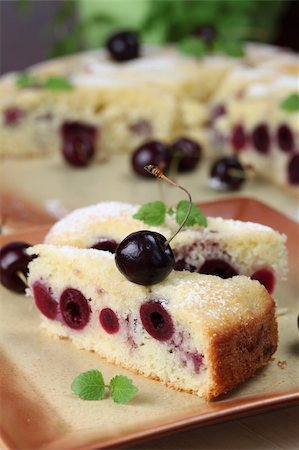simsearch:400-04380218,k - Delicious homemade sponge cake with black cherries. Shallow DOF Stock Photo - Budget Royalty-Free & Subscription, Code: 400-04380218