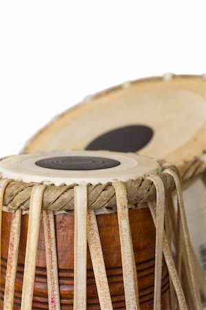 simsearch:400-06133570,k - tabla indian drum against a white background. Stock Photo - Budget Royalty-Free & Subscription, Code: 400-04380264