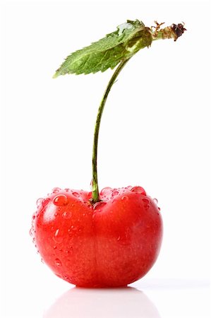 simsearch:400-04266671,k - Fresh red cherry isolated on white background Foto de stock - Super Valor sin royalties y Suscripción, Código: 400-04382405