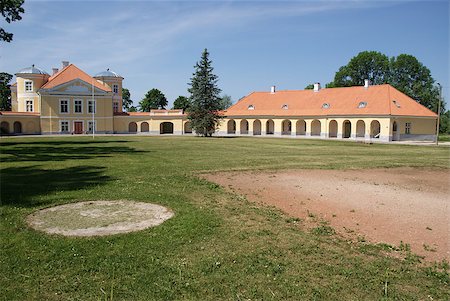 stately house - Manor of great Russian seafarer Krusenstern. Estonia Kiltsi. Stock Photo - Budget Royalty-Free & Subscription, Code: 400-04397427