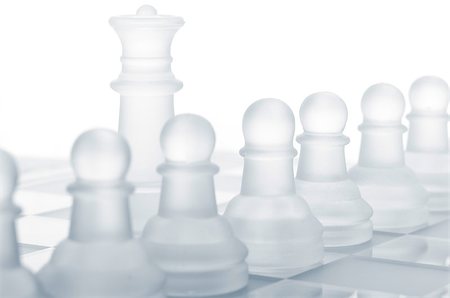 row of pawns are defending king, cut out from white Stock Photo - Budget Royalty-Free & Subscription, Code: 400-04398585