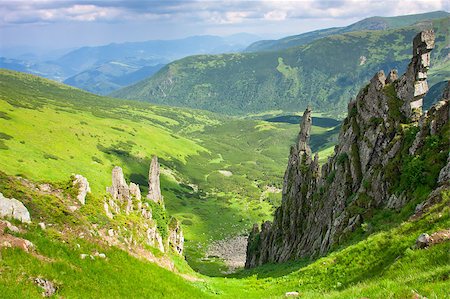 simsearch:400-06925688,k - Beautiful mountains landscape in Carpathian Photographie de stock - Aubaine LD & Abonnement, Code: 400-04399533