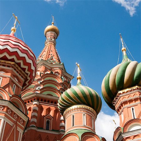 russia gold - St. Basil's Cathedral in Moscow on red square Stock Photo - Budget Royalty-Free & Subscription, Code: 400-04390045