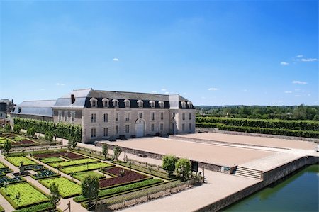 Villandry in France Stock Photo - Budget Royalty-Free & Subscription, Code: 400-04390085