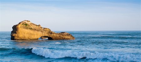 simsearch:400-05089504,k - beautiful view, blue ocean, seascape Fotografie stock - Microstock e Abbonamento, Codice: 400-04390081