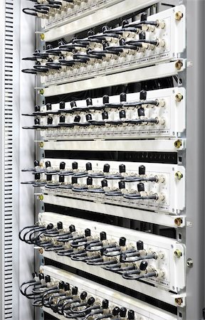 simsearch:400-04844536,k - The communication and internet network server room Photographie de stock - Aubaine LD & Abonnement, Code: 400-04391069