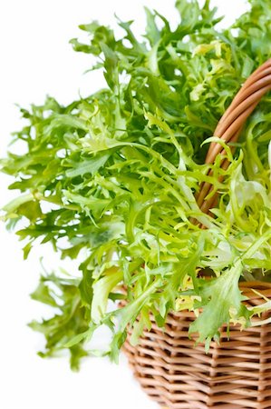 endives cook - Curly escarole endive leaves on a basket. Stock Photo - Budget Royalty-Free & Subscription, Code: 400-04393687