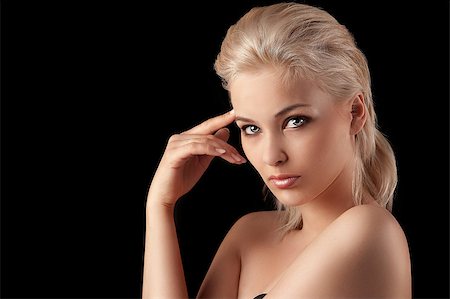 simsearch:400-05744994,k - beauty closeup portrait of a pretty girl with short blonde hair Stock Photo - Budget Royalty-Free & Subscription, Code: 400-04407156