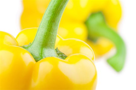 simsearch:400-06092107,k - Closeup of two yellow peppers Fotografie stock - Microstock e Abbonamento, Codice: 400-04402681