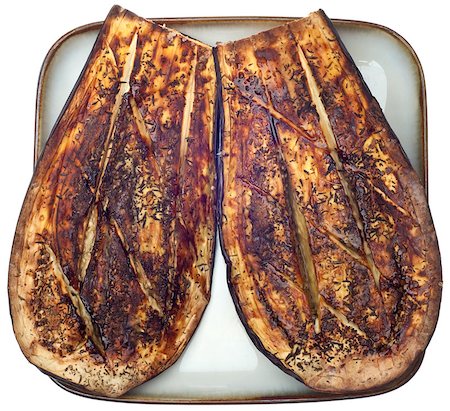 simsearch:400-04759344,k - Eggplant Roasted with Thyme Isolated on White with a Clipping Path. Foto de stock - Super Valor sin royalties y Suscripción, Código: 400-04415774