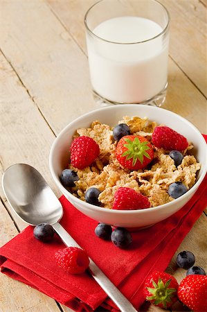 simsearch:400-04416748,k - photo of delicious breakfast made of corn flakes with berries and fresh milk Stock Photo - Budget Royalty-Free & Subscription, Code: 400-04416749