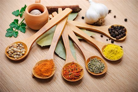 simsearch:400-08408277,k - Various of spices in wooden spoon Stock Photo - Budget Royalty-Free & Subscription, Code: 400-04418210