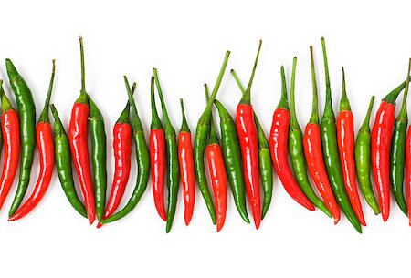 simsearch:693-08127339,k - Red and green peppers isolated on white Stockbilder - Microstock & Abonnement, Bildnummer: 400-04419098