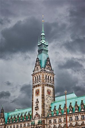 simsearch:400-04941814,k - An image of the Hamburg city hall Photographie de stock - Aubaine LD & Abonnement, Code: 400-04419773