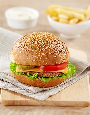 foodphoto (artist) - hamburger Fotografie stock - Microstock e Abbonamento, Codice: 400-04413163