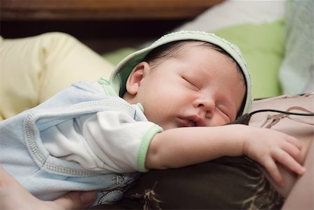 Strong sleeping newborn child Stock Photo - Budget Royalty-Free & Subscription, Code: 400-04423179
