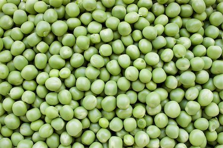 simsearch:400-05294178,k - Green, fresh peas for a nice soup Stockbilder - Microstock & Abonnement, Bildnummer: 400-04423457