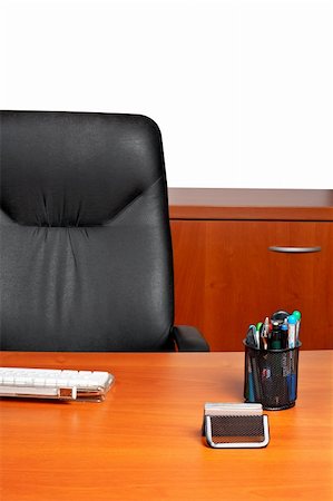 simsearch:400-07420295,k - Environment of modern corporate office with leather chair Foto de stock - Super Valor sin royalties y Suscripción, Código: 400-04434828
