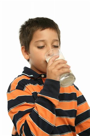 simsearch:400-04218582,k - Teenager enjoying a fresh glass of milk Stockbilder - Microstock & Abonnement, Bildnummer: 400-04434967