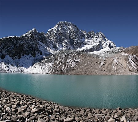 simsearch:400-04435006,k - Gokyo's second lake Taboche Tsho. Pharilapche Peak is in the background. Foto de stock - Super Valor sin royalties y Suscripción, Código: 400-04435006