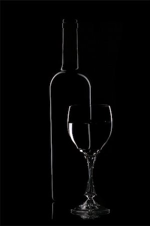 simsearch:400-05286682,k - Wine  glasses and bottle contour Stock Photo - Budget Royalty-Free & Subscription, Code: 400-04435418