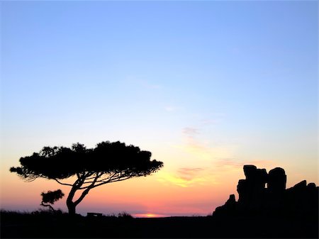 simsearch:400-05724389,k - The oldest free-standing building/temple in the world. Oldest neolithic prehistoric temple built thousands of years before the pyramids. - Hagar Qim & Mnajdra Temples in Malta, Mediterranean Sea, Europe - here seen silhouetted at sunset Stock Photo - Budget Royalty-Free & Subscription, Code: 400-04435682