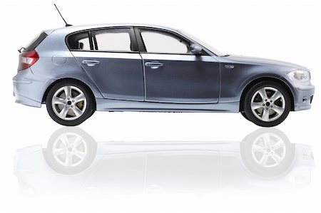 simsearch:400-09095003,k - Side view of a car. Metallic paint texture on car, not noise. No logo shown. Stockbilder - Microstock & Abonnement, Bildnummer: 400-04430214