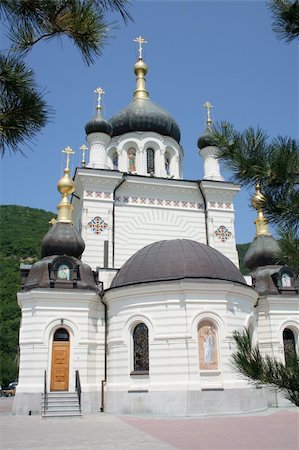 foro - Church near Foros. Crimea. Ukraine. Photographie de stock - Aubaine LD & Abonnement, Code: 400-04430318