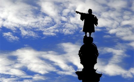 simsearch:400-04658025,k - A Statue of Christopher Columbus against a blue sky. Photographie de stock - Aubaine LD & Abonnement, Code: 400-04431497