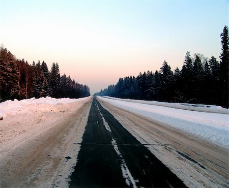 A winter road view Stock Photo - Budget Royalty-Free & Subscription, Code: 400-04432268