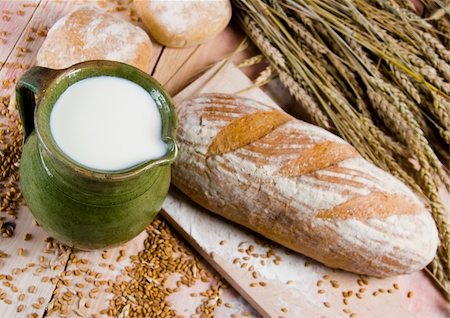 simsearch:400-04941217,k - Bread is one of the basic kinds of food in Europen countries. Stock Photo - Budget Royalty-Free & Subscription, Code: 400-04432494