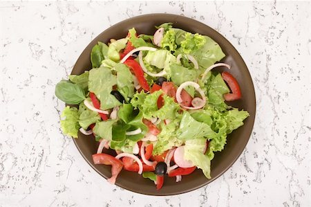 simsearch:400-04277065,k - A fresh olive salad Stockbilder - Microstock & Abonnement, Bildnummer: 400-04433111