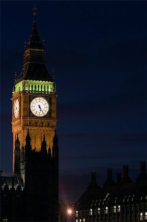 simsearch:400-05375861,k - The Houses of Parliament and Big Ben in London at night. Foto de stock - Super Valor sin royalties y Suscripción, Código: 400-04433436