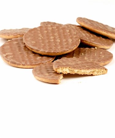 simsearch:400-04462092,k - Chocolate biscuits against a plain background Stockbilder - Microstock & Abonnement, Bildnummer: 400-04433498