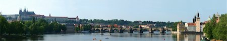 simsearch:400-07620236,k - Panorama of the Prague Castle and Charles Bridge, Prague, Czech Republic Stock Photo - Budget Royalty-Free & Subscription, Code: 400-04444259