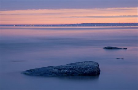 simsearch:400-05230665,k - Dawn by the Baltic sea. Short summer night. Stockbilder - Microstock & Abonnement, Bildnummer: 400-04447394