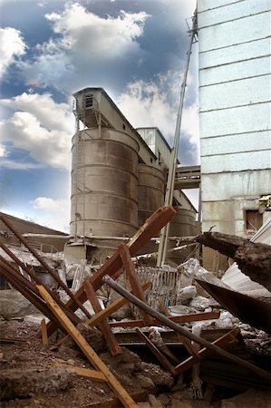 simsearch:400-05898394,k - The image of an old factory Stockbilder - Microstock & Abonnement, Bildnummer: 400-04448082