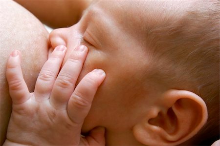 simsearch:400-05697417,k - close up of newborn baby near breast Stock Photo - Budget Royalty-Free & Subscription, Code: 400-04448601