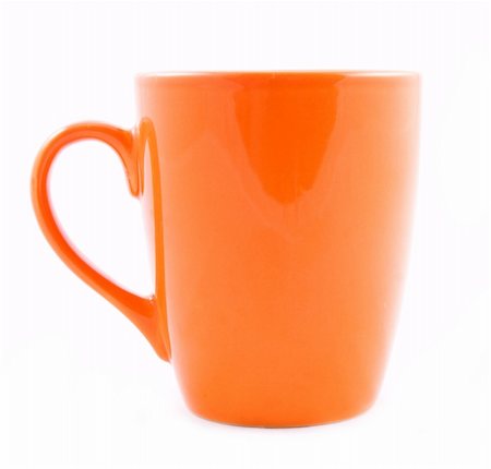simsearch:400-03971684,k - Coffee mugs in orange on white Foto de stock - Super Valor sin royalties y Suscripción, Código: 400-04449381