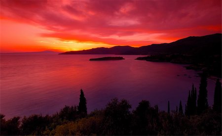 A spectacular sunset over the bay of Kardamili, southern Greece Stock Photo - Budget Royalty-Free & Subscription, Code: 400-04443680