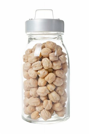 simsearch:400-06391712,k - Glass jar of tasty and fresh chickpeas on white background. Path included Photographie de stock - Aubaine LD & Abonnement, Code: 400-04454911