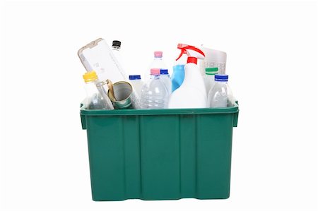 simsearch:614-02073306,k - Recycling bin full of plastic bottles, containers, tins and paper products. Foto de stock - Super Valor sin royalties y Suscripción, Código: 400-04455426