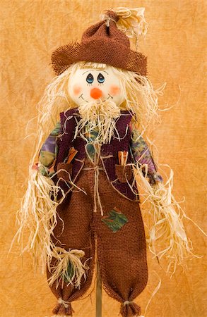 scarecrow farm - Scarecrow on seasonal background Stock Photo - Budget Royalty-Free & Subscription, Code: 400-04458416