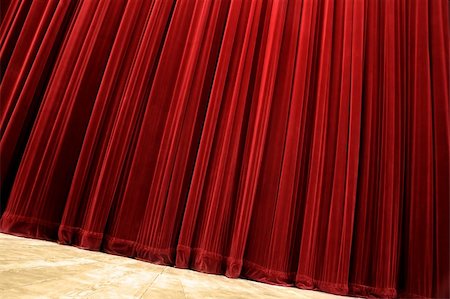 simsearch:400-04452784,k - red velvet closed curtain, tilted photo, wooden floor Stock Photo - Budget Royalty-Free & Subscription, Code: 400-04452784